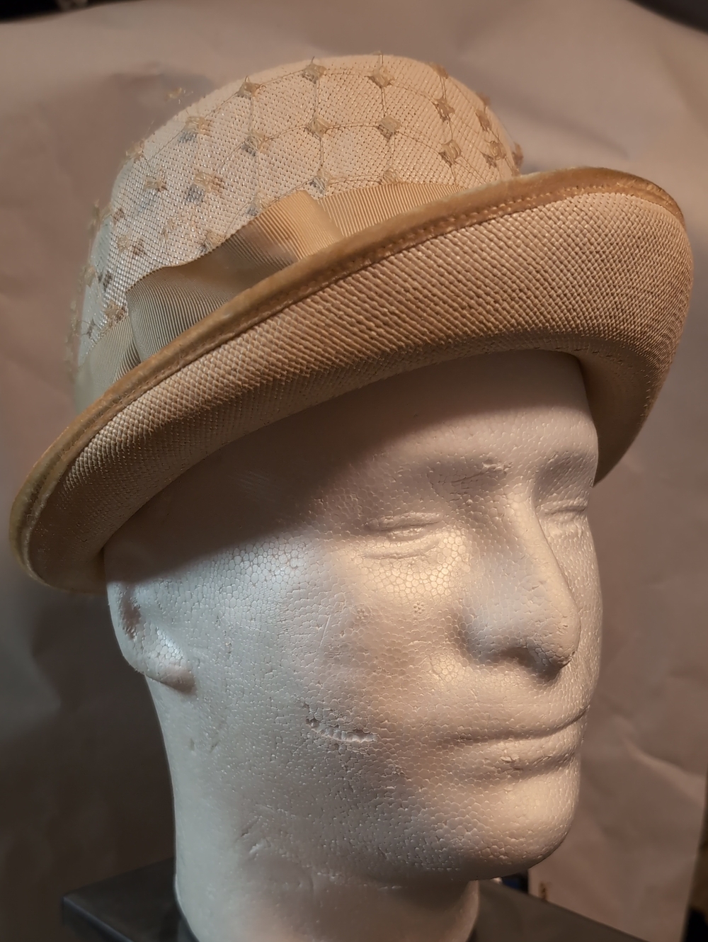 Vintage Eva Mae Modes Cream Women’s Textured Cloche Hat Mi USA